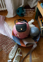 ANABELLE / CHEZ MOI // sneakers: comme des garçons play x converse